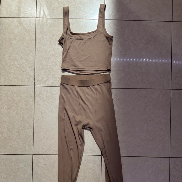 SKIMS Pants & Jumpsuits Skims Dupe Size S Poshmark
